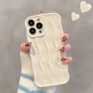 iPhone 13 Pro 3D Linear Wavy Case - White